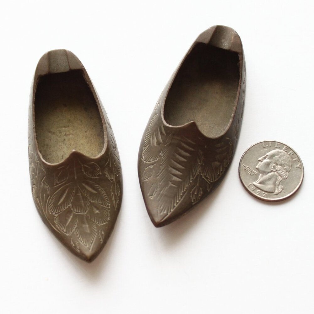 2 Vintage Brass Ashtray Genie Shoe Slippers India 3.75 Tobacciana Incense Burner